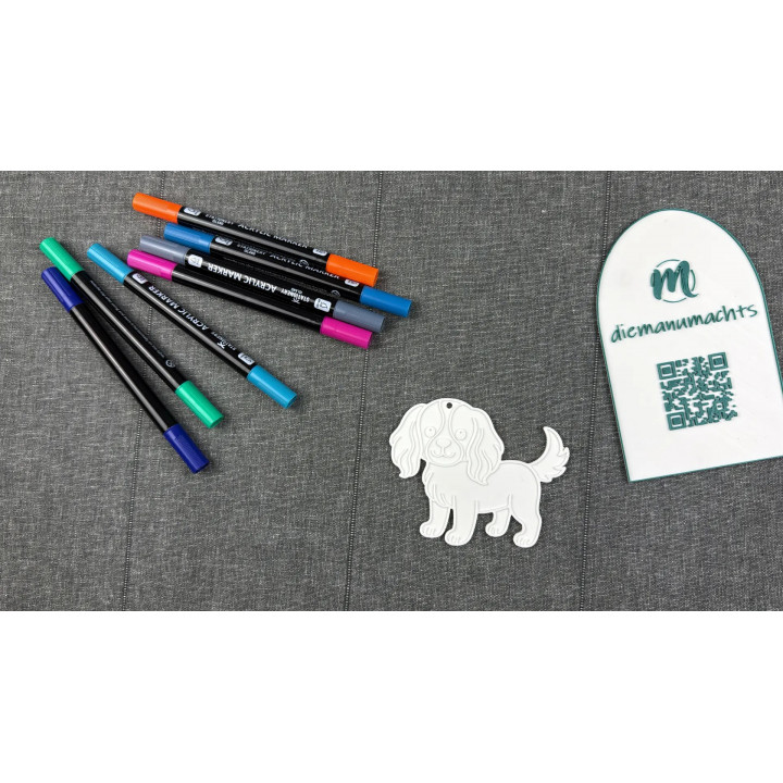  Hund mit Flecken (Cavalier-Stil) mit Aufhängung