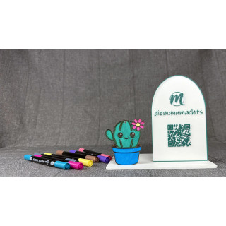 Kaktus mit Blüte und Topf