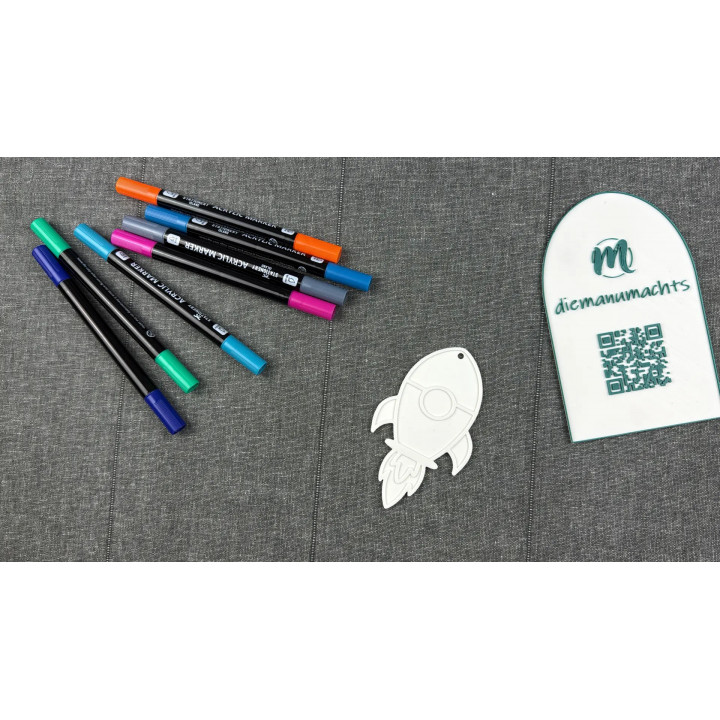  Rakete mit Aufhängung