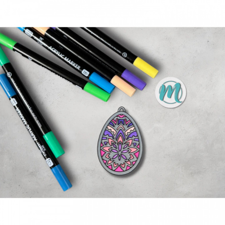 Osterei "Kaleidoskop" ausgemalt